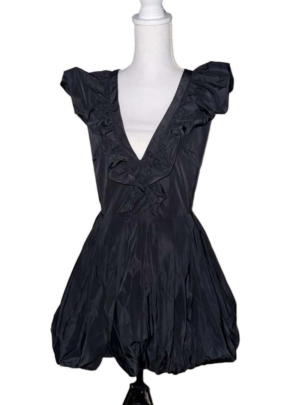 ONE33 SOCIAL Black Ruffle Bubble Hem Mini Dress Size 6 Cocktail Party